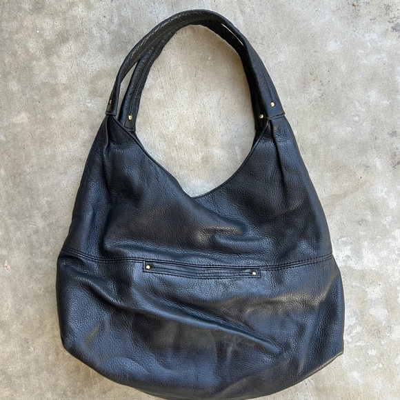 Michael Kors Leather Shoulder Bag ~ The Perfect Everyday Bag! 👜 - Picture 2 of 4